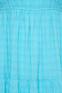 LIMITED COLLECTION Curve Aqua Blue Textured Tiered Smock Dress 11 LIMITED COLLECTION Curve Aqua Blue Textured Tiered Smock Dress -Luna Looks Zone a85a5eb7 7efd 49 215543 Z