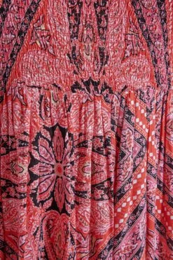 YOURS Curve Pink Paisley Print Bardot Maxi Dress -Luna Looks Zone ac015060 3e23 49 137106 Z