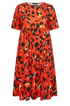 LIMITED COLLECTION Curve Red Leopard Print Smock Midaxi Dress -Luna Looks Zone b17e99f7 a162 42 215757 X
