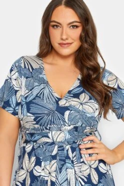 YOURS Curve Blue Leaf Print Wrap Dress -Luna Looks Zone b65b4391 9715 49 301607 D