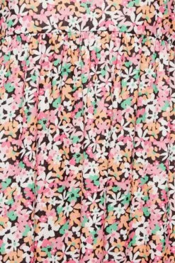 YOURS PETITE Curve Pink Ditsy Floral Print Smock Dress -Luna Looks Zone b75c63f3 bdc3 44 174424 Z