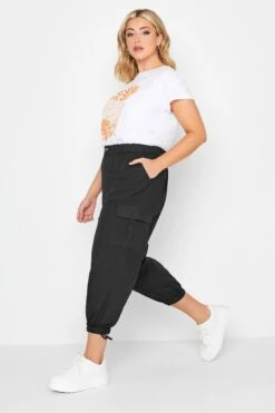 YOURS Curve Black Cropped Cargo Trousers