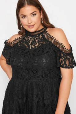 YOURS LONDON Curve Black Cold Shoulder Lace Top 8 YOURS LONDON Curve Black Cold Shoulder Lace Top -Luna Looks Zone c120526f fa97 43 162024 D