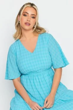 LIMITED COLLECTION Curve Aqua Blue Textured Tiered Smock Dress 10 LIMITED COLLECTION Curve Aqua Blue Textured Tiered Smock Dress -Luna Looks Zone c3100e24 f9e9 47 215543 D