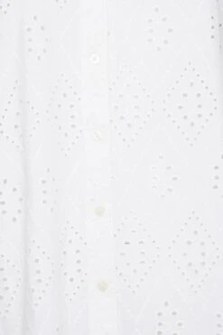YOURS Curve White Broderie Anglaise Shirt -Luna Looks Zone ca4bc50c 1a69 46 131762 Z