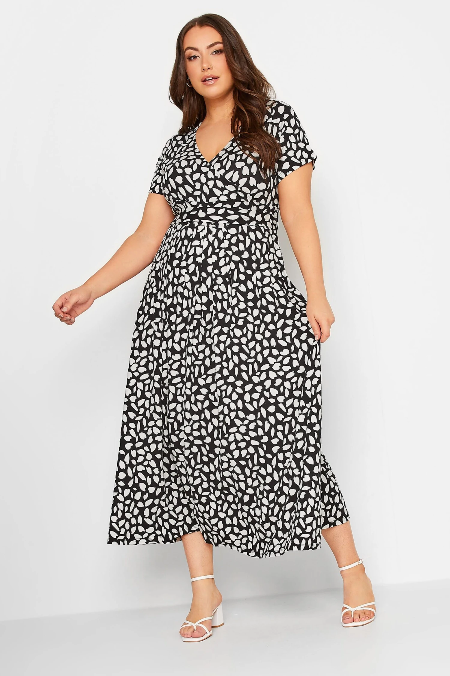 YOURS Curve Black Animal Print Maxi Dress 1 YOURS Curve Black Animal Print Maxi Dress