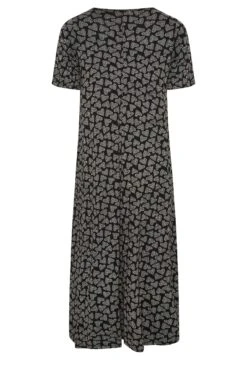 YOURS Curve Black Heart Print Maxi Dress -Luna Looks Zone ce351c6f a9f7 46 302055 Y