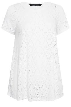 YOURS 2 PACK Curve Navy Blue & White Broderie Anglaise Swing Tops -Luna Looks Zone d4a5c4ff cb79 44 321082 X