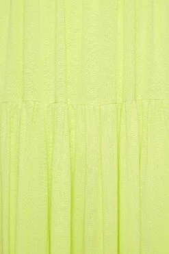 YOURS Curve Lime Green Shirred Strappy Sundress 9 YOURS Curve Lime Green Shirred Strappy Sundress -Luna Looks Zone de612285 95a9 48 137428 Z