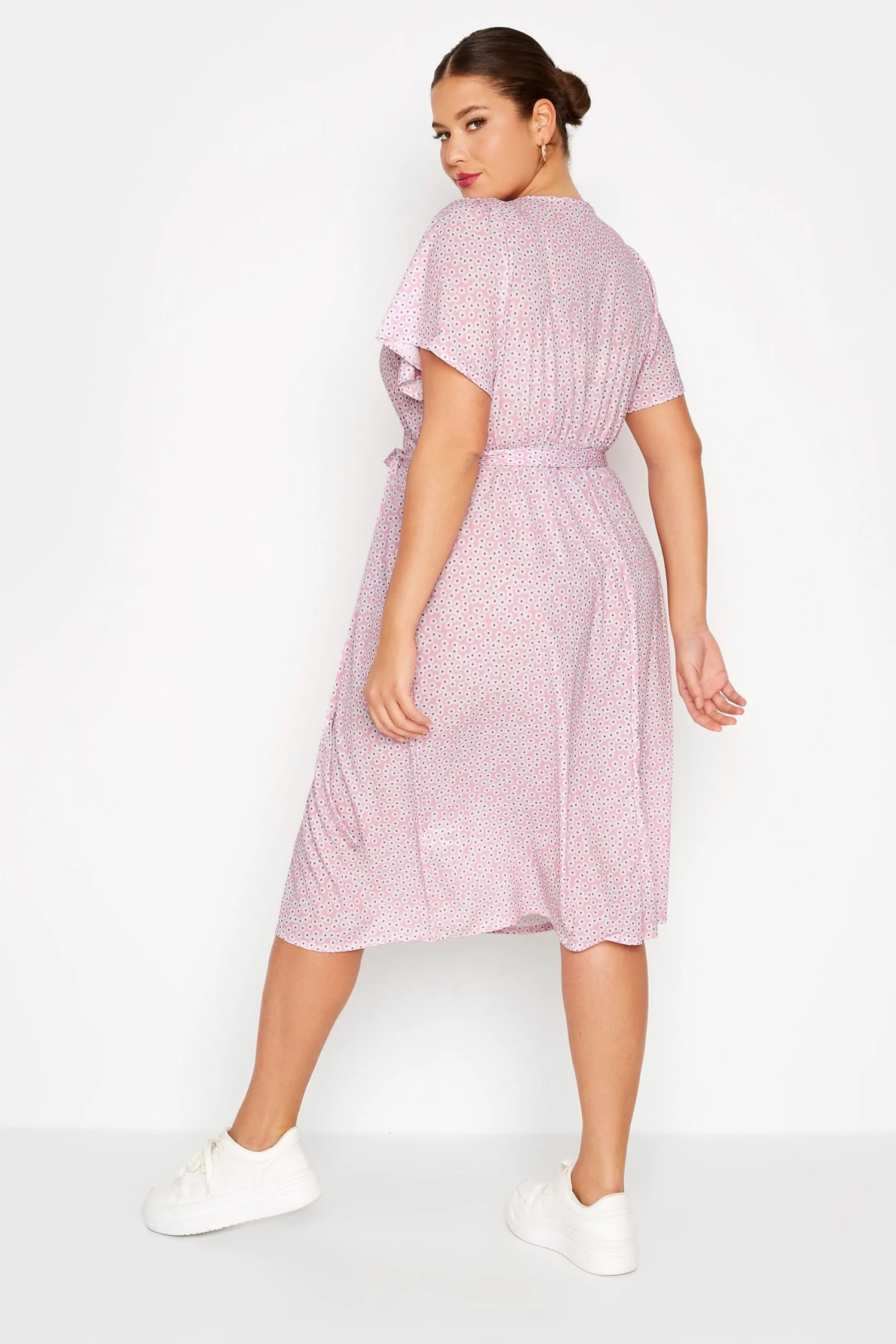 LIMITED COLLECTION Curve Pink Ditsy Floral Print Wrap Dress 2 LIMITED COLLECTION Curve Pink Ditsy Floral Print Wrap Dress - Image 2