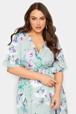 YOURS LONDON Light Blue Floral Shirred Maxi Dress -Luna Looks Zone e800f615 31c8 41 162126 D