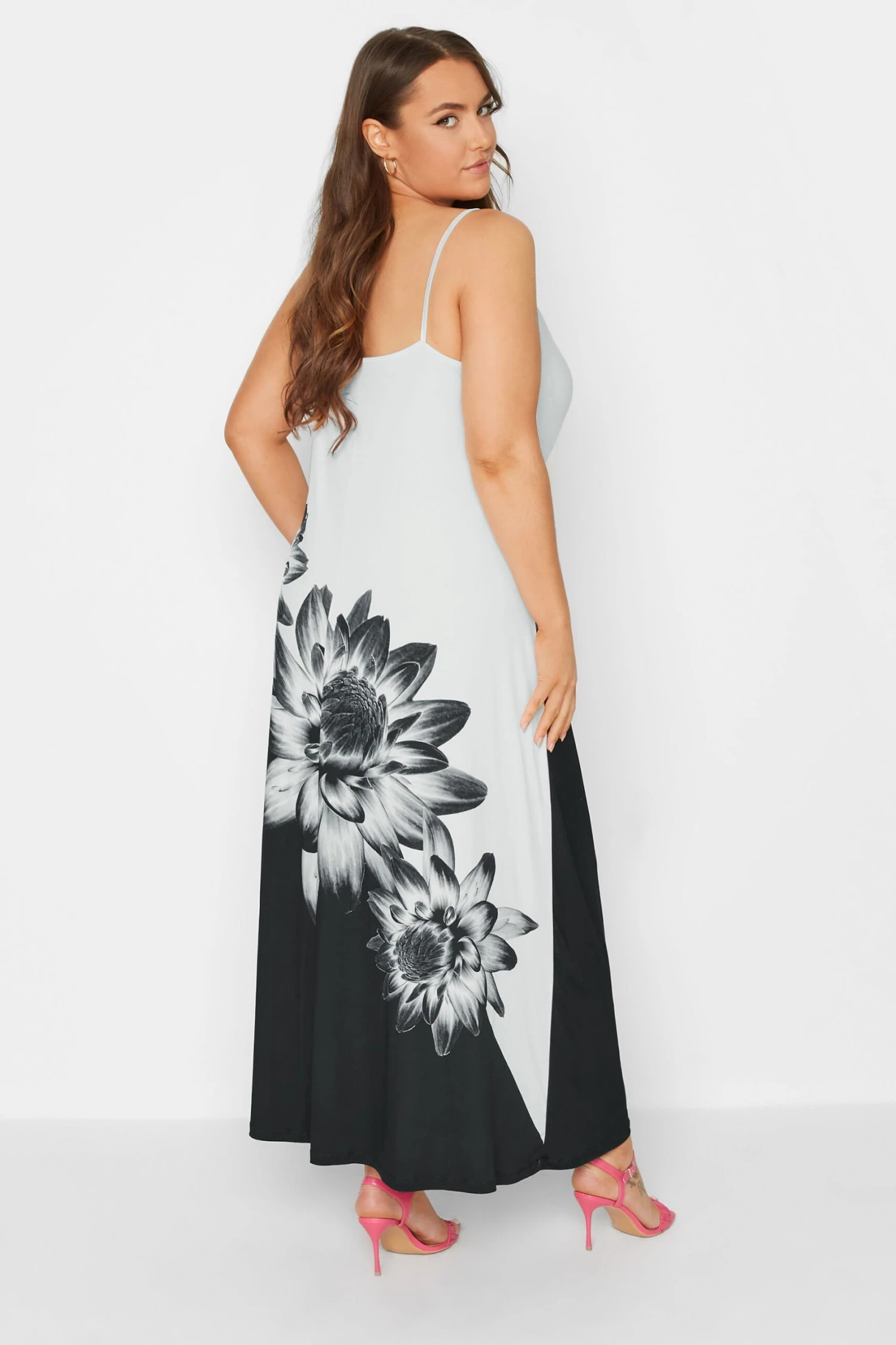 YOURS Curve White Floral Print Colour Block Maxi Dress 2 YOURS Curve White Floral Print Colour Block Maxi Dress - Image 2