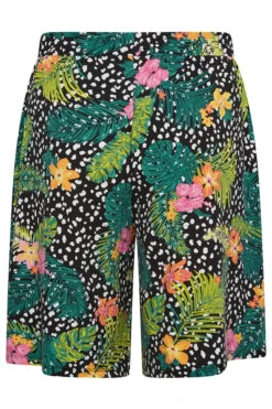 YOURS Curve Black Mixed Tropical Print Jersey Shorts -Luna Looks Zone ec48f334 92f9 4e 144837 Y