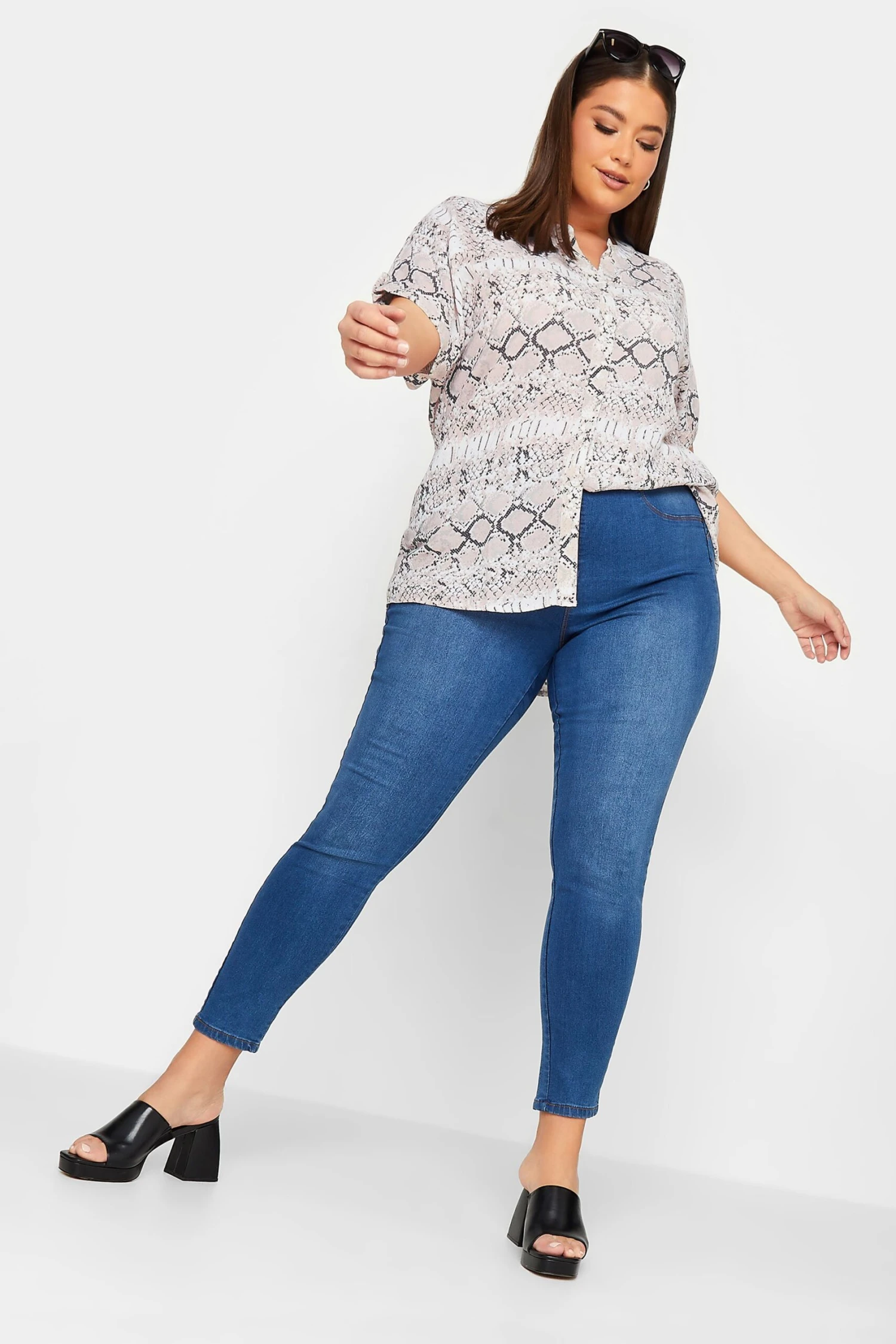 YOURS Curve Ivory White Snake Print Button Through Shirt 2 YOURS Curve Ivory White Snake Print Button Through Shirt - Image 2