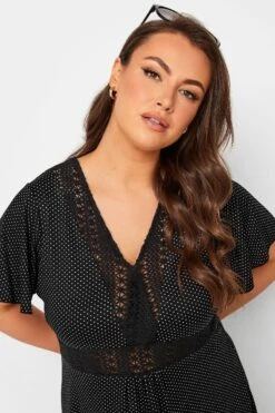 YOURS Curve Black Polka Dot Print Lace Detail Dress -Luna Looks Zone ecbad9f1 fac4 49 302048 D