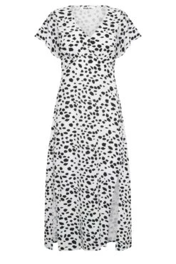 YOURS PETITE Curve White Dalmatian Print Midi Tea Dress -Luna Looks Zone f0587342 b6ac 48 174504 X