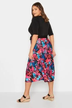 YOURS LONDON Curve Black Tropical Print Wrap Dress -Luna Looks Zone f0e631bb f5a6 4d 162220 D