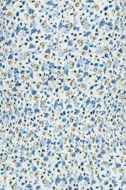 YOURS PETITE Curve White & Blue Floral Bardot Top -Luna Looks Zone face3df8 c687 48 174467 Z