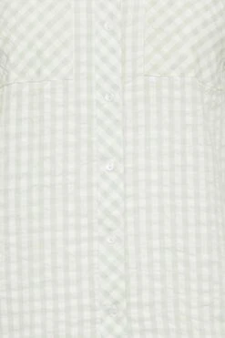 YOURS PETITE Curve Sage Green Gingham Pocket Shirt -Luna Looks Zone fcdcdd80 348a 44 174550 Z