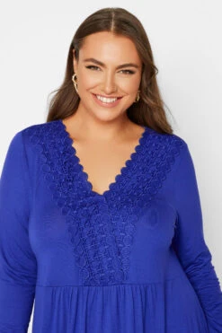 YOURS Curve Blue Crochet Trim Long Sleeve Tunic Top -Luna Looks Zone fff1303a 9bdf 44 320340 D